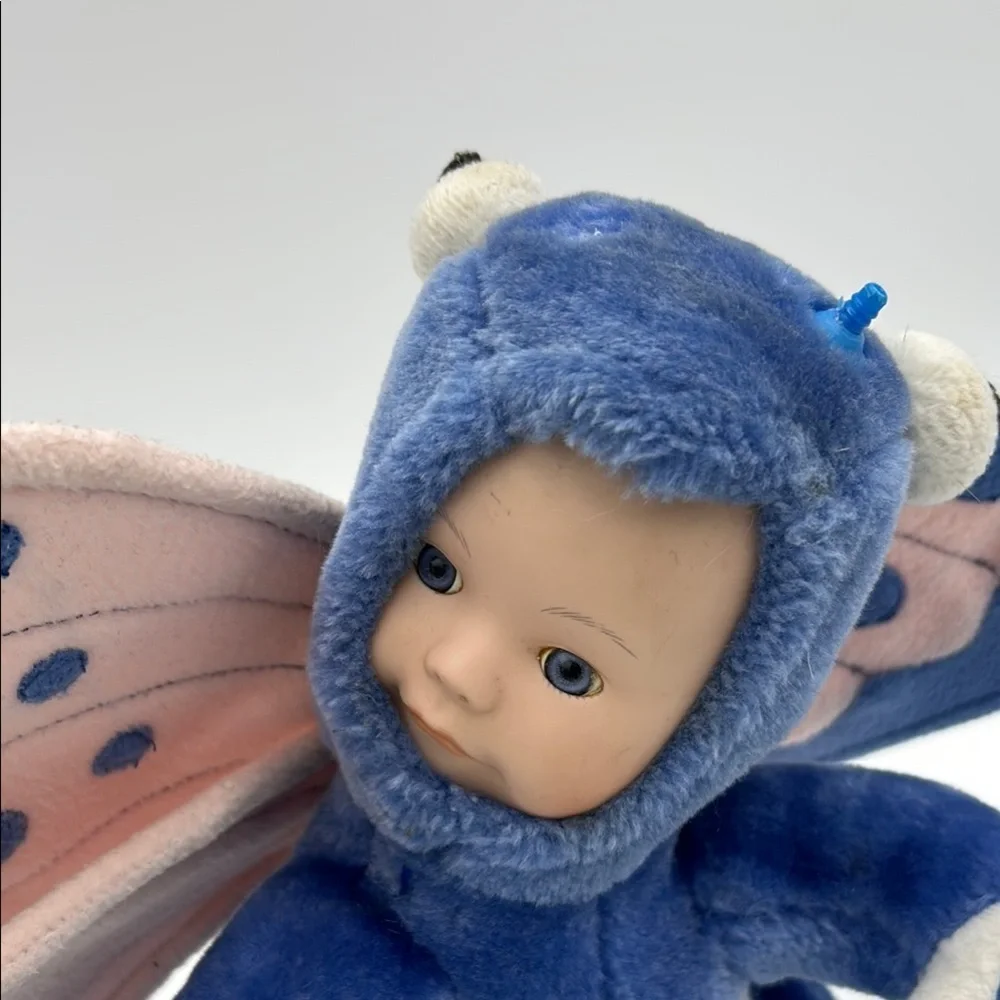Vintage 2002 Geppeddo Cuddle kids Bethany plush Blue and Pink Butterfly